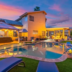 Secluded Courtyard Retreat with Pool and Hot Tub